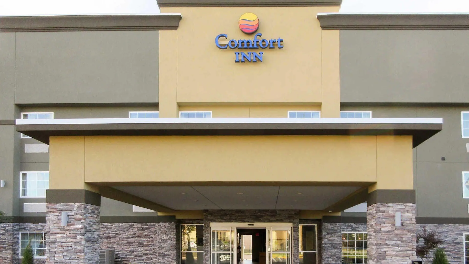 Comfort Inn Airport Memphis 3*,